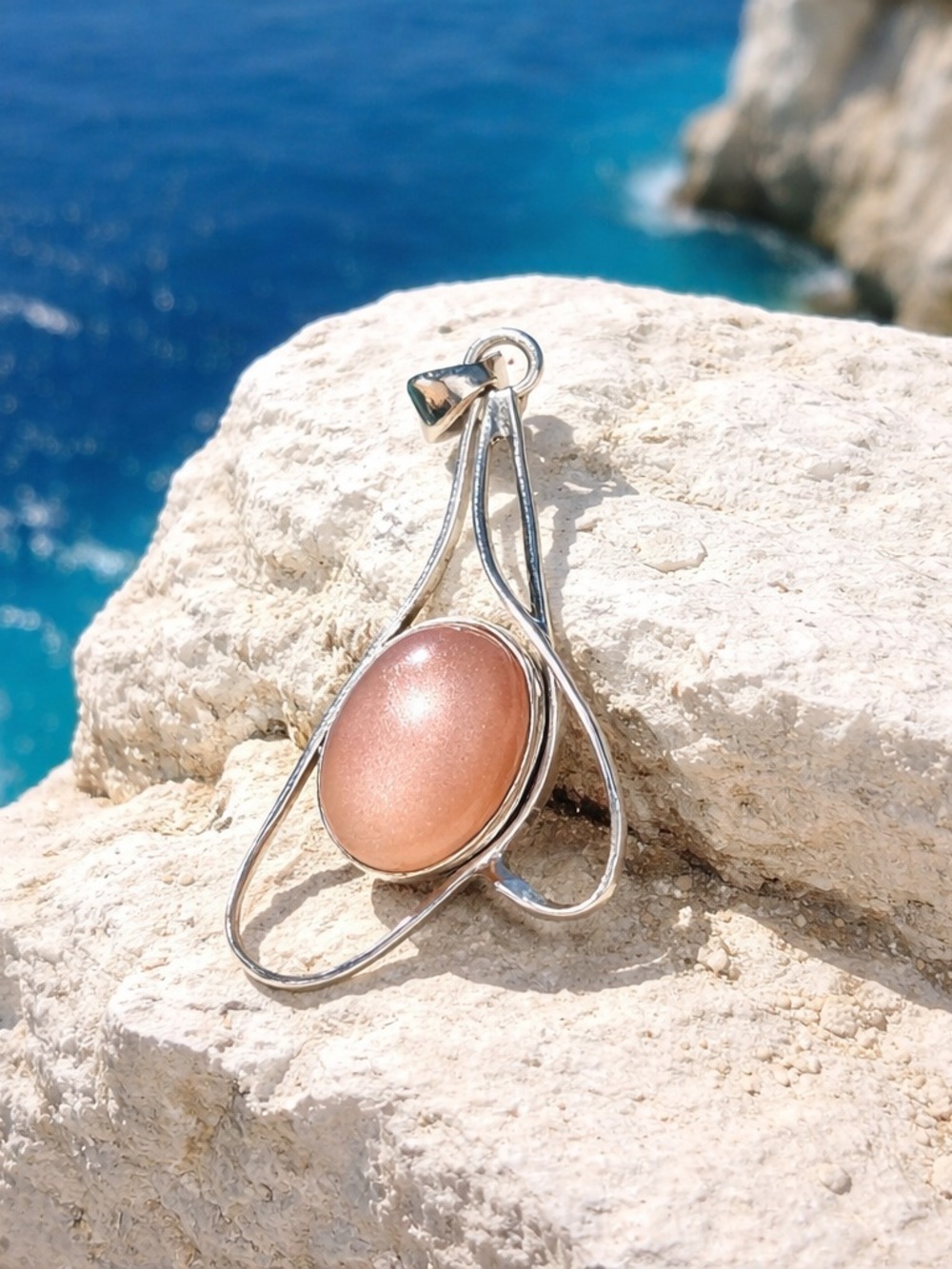 NEW! Sunstone Necklace